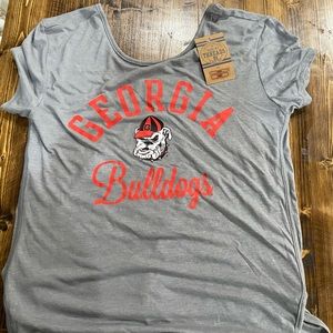 Women’s Georgia Bulldogs Top size Medium 8-10